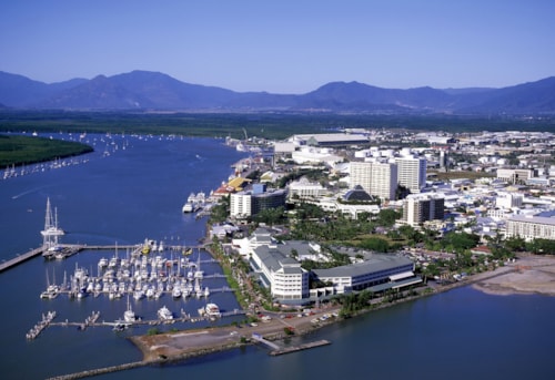 Luftaufnahme von Cairns Nord-Queensland. Australien