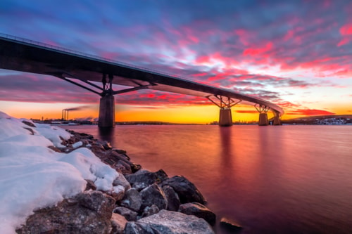 Sundsvall Brücke bei Sonnenaufgang